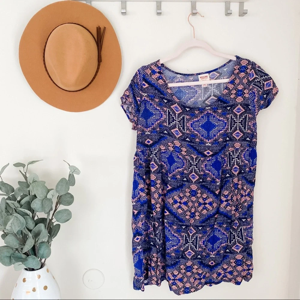 Geometric Pattern Tunic Top - Picture 1 of 4